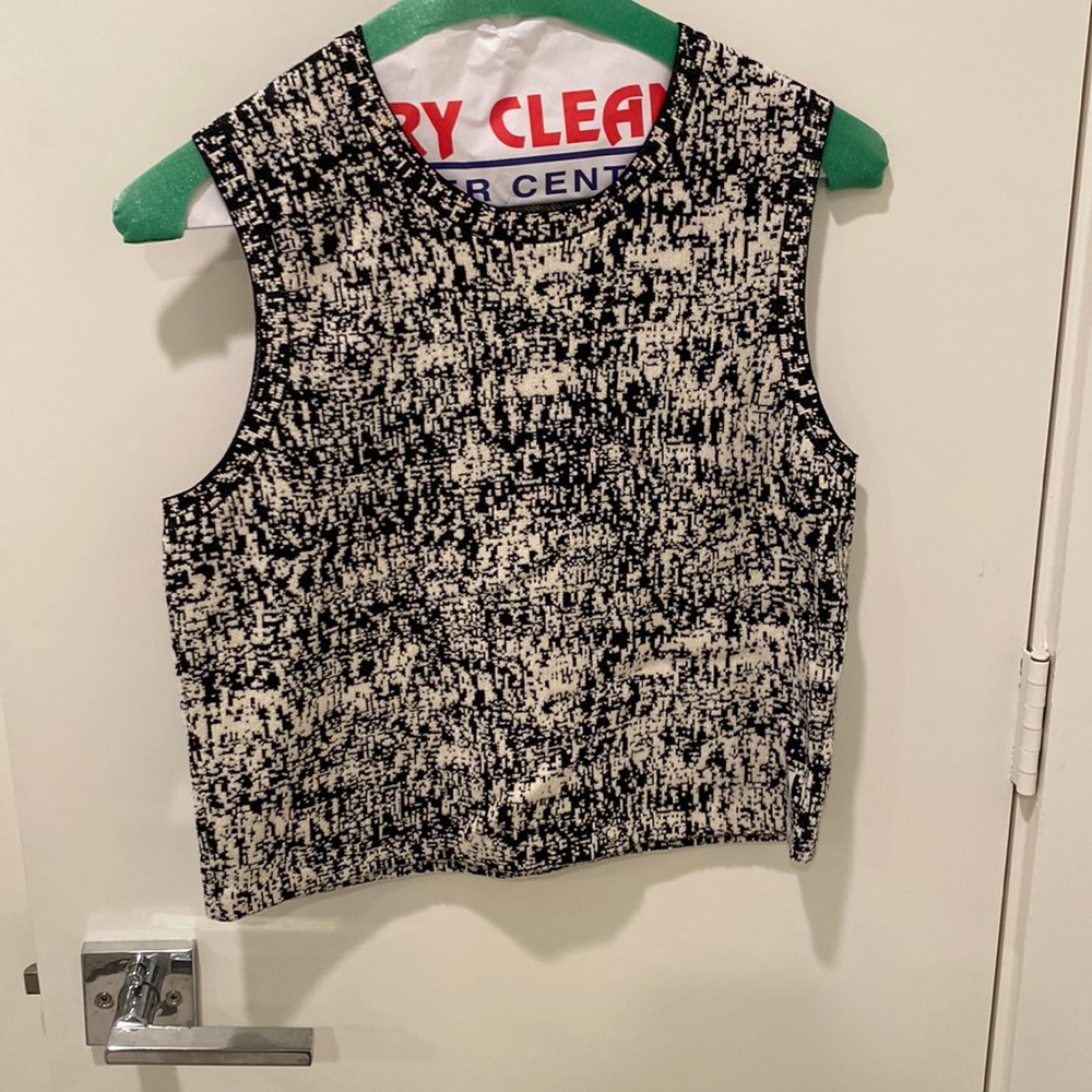 Theory crop top- Never worn